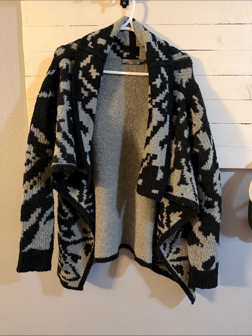 Prana Open-Front Patterned Women’s Sweater Cardigan - Black & Gray